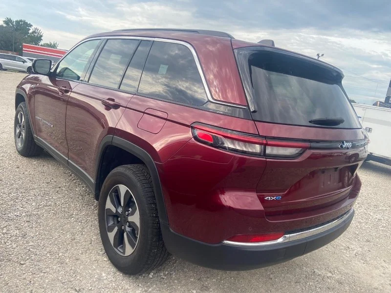 Used 2024 Velvet Red Pearlcoat Jeep 4xe image 4