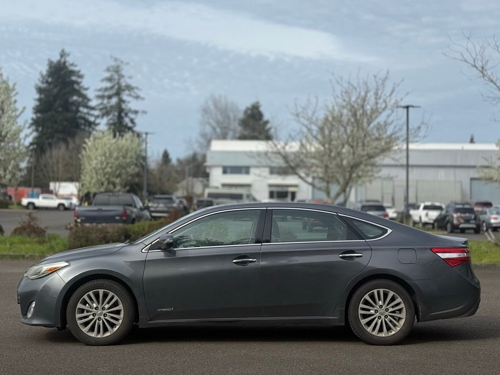 Used 2013 Toyota Avalon Limited Hybrid with VIN 4T1BD1EB5DU008845 for sale in Beaverton, OR