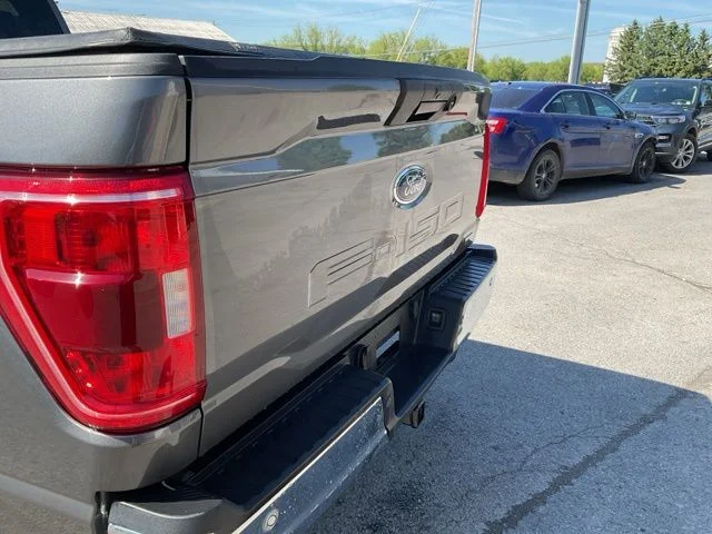 Used 2022 Gray Ford XLT image 23