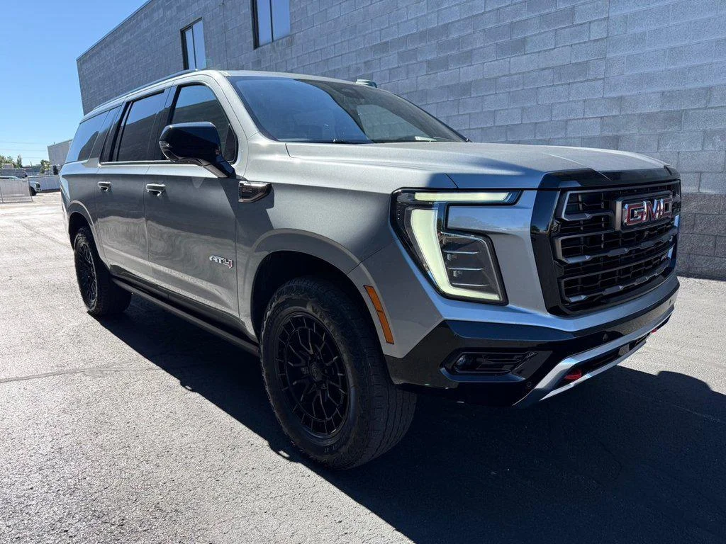 Used 2026 Sterling Metallic GMC AT4 ULTIMATE image 12