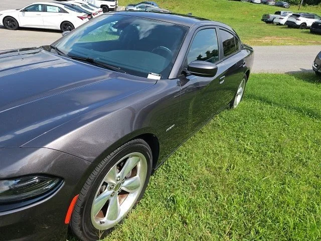 Used 2015 Gray Dodge R/T image 2