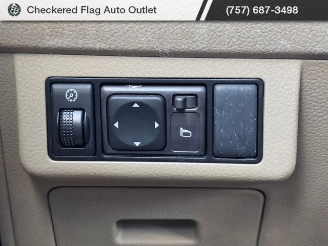 Used 2008 Blue Onyx Metallic Nissan 1.8 SL image 9