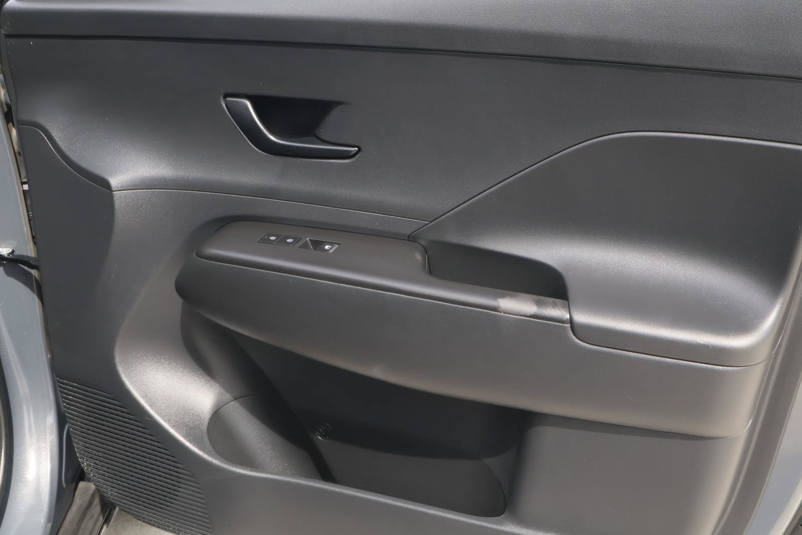 Used 2024 Ecotronic Gray Pearl Hyundai SE image 15