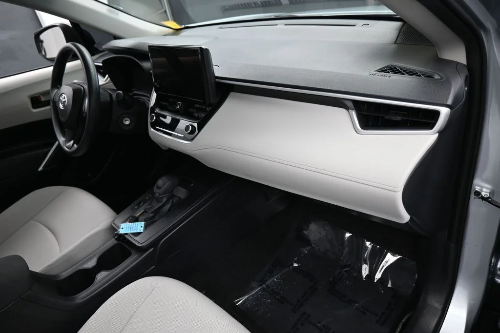 2026 Toyota Corolla Cross L - Photo 37