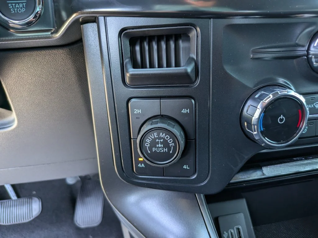 New 2026 Star White Metallic Tri-Coat Ford Lariat® image 26
