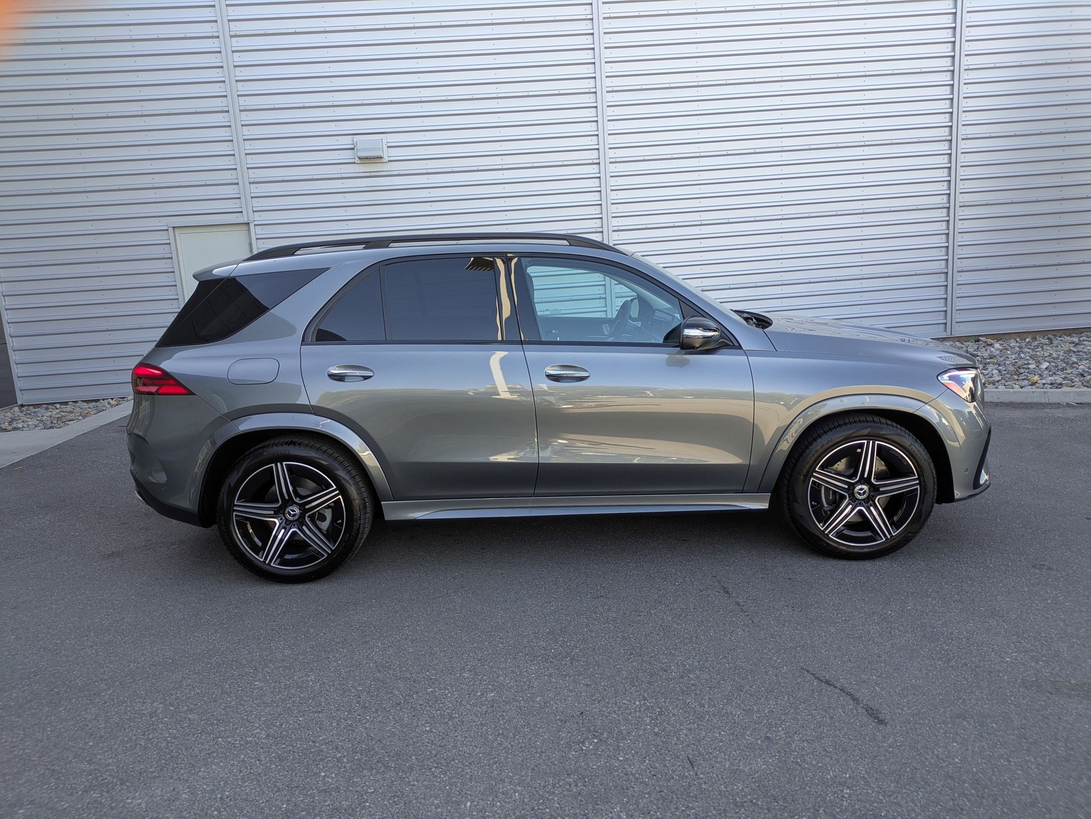 New 2026 Selenite Grey Metallic Mercedes-Benz GLE 350 image 19