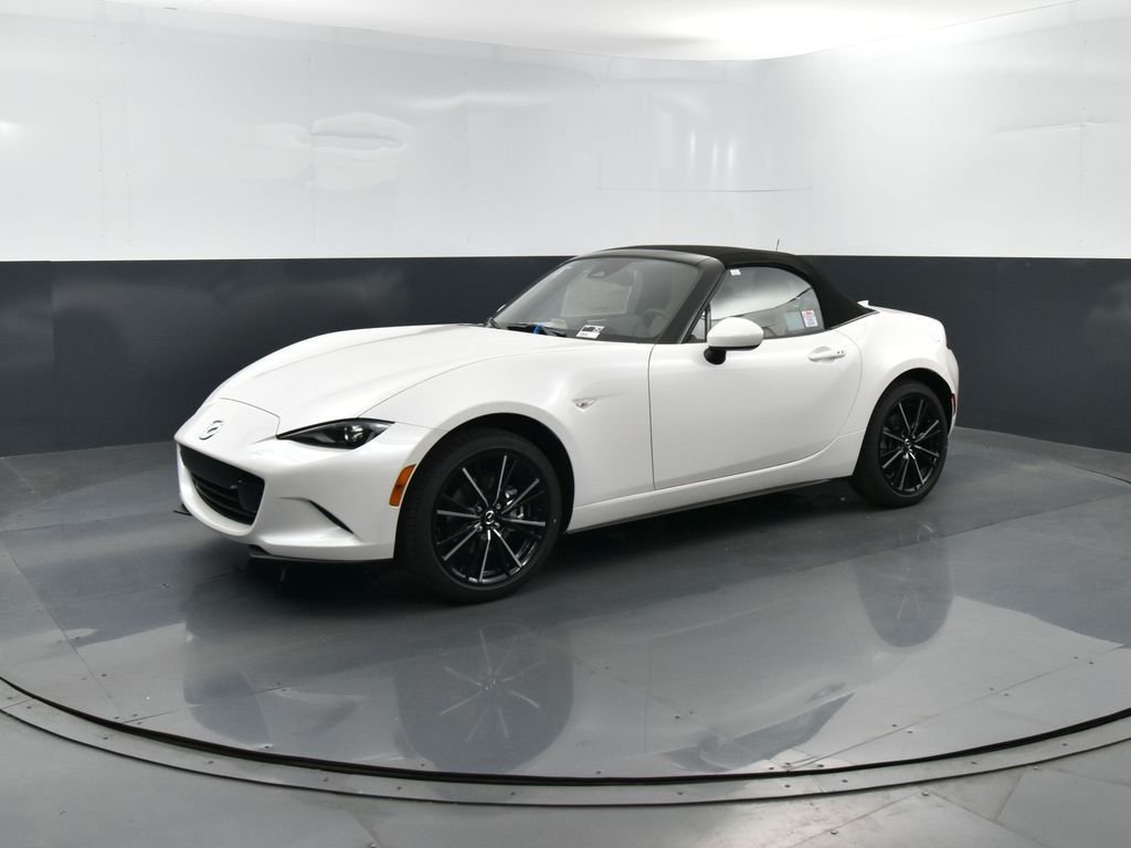 2026 Mazda MX-5 Miata Grand Touring Auto's photo