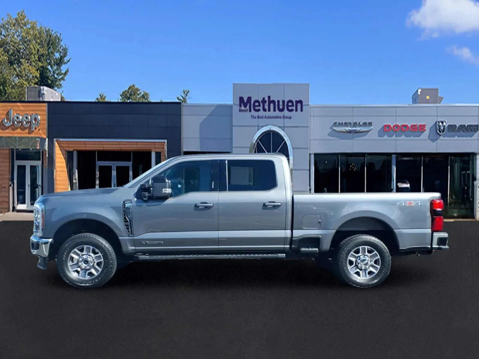 Used 2024 Carbonized Gray Ford LARIAT image 8