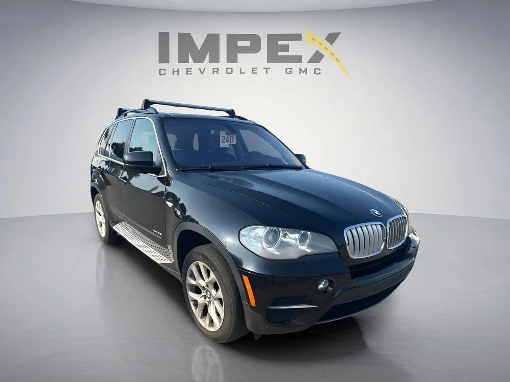 Used 2013  BMW xDrive35i image 7