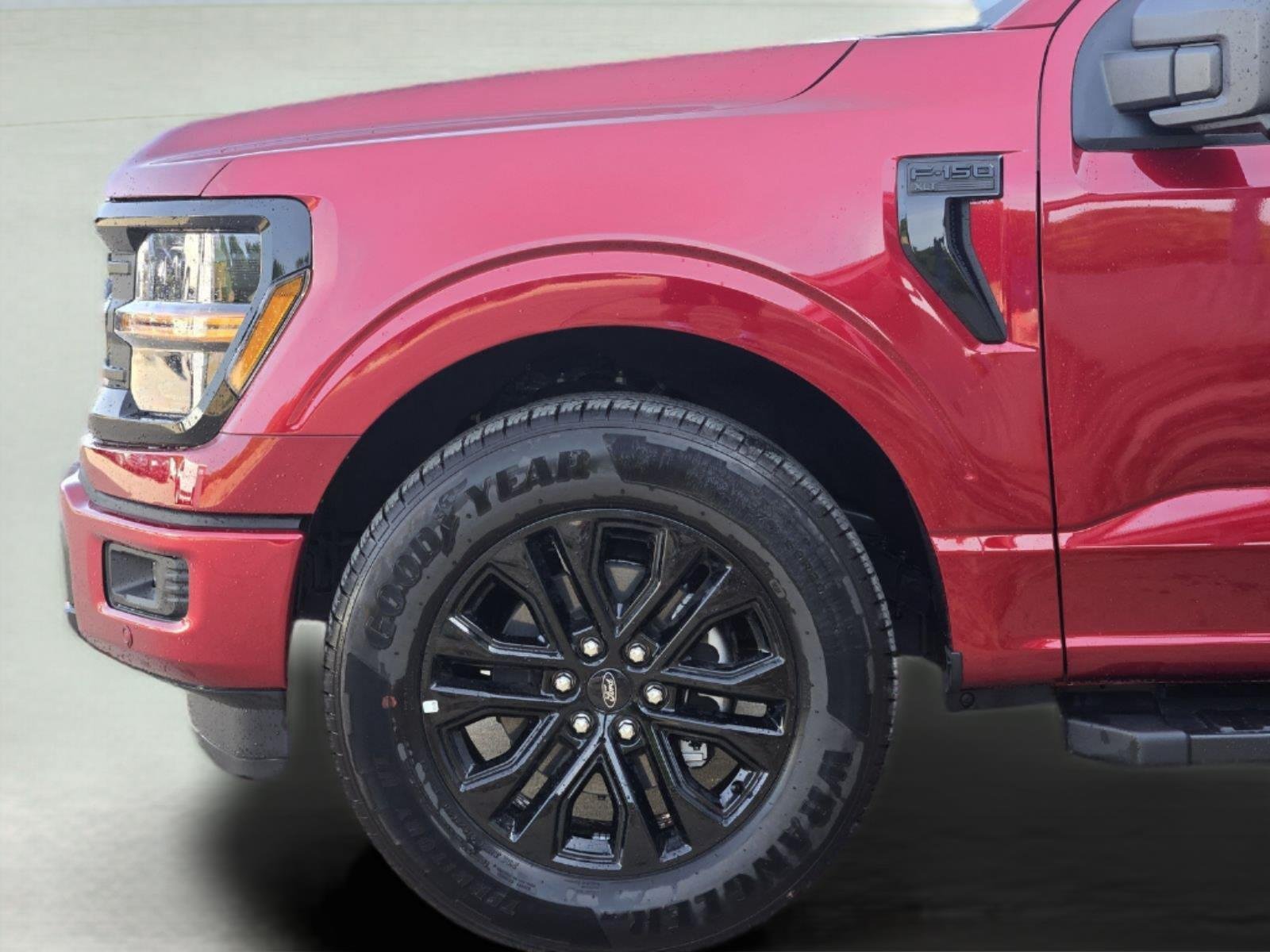 New 2026 Ruby Red Metallic Tinted Clearcoat Ford XLT image 6