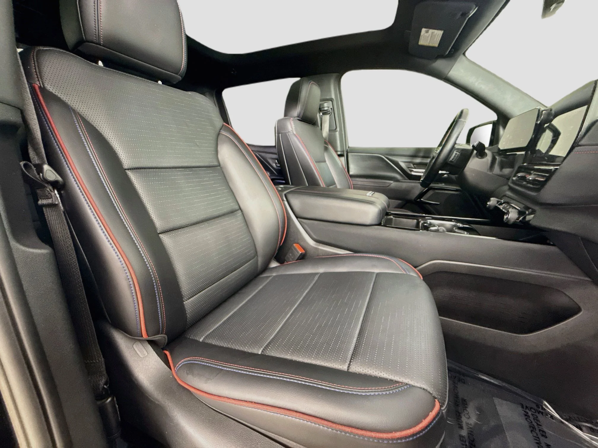 Used 2024 Black Chevrolet RST image 31