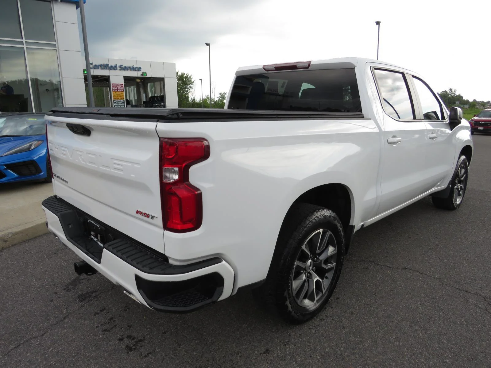 Used 2023 Summit White Chevrolet RST image 6