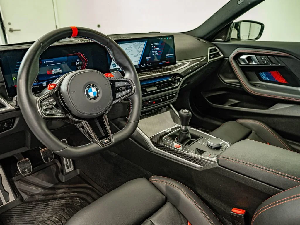 Used 2025 Alpine White BMW  image 37