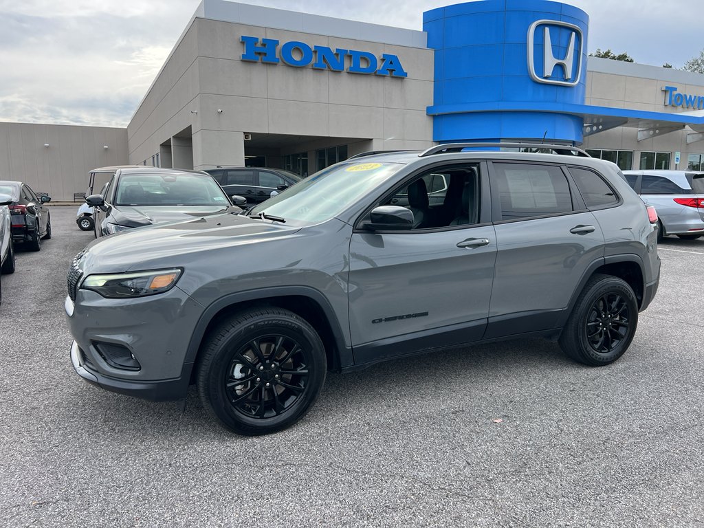 2023 Jeep Cherokee Altitude Lux
