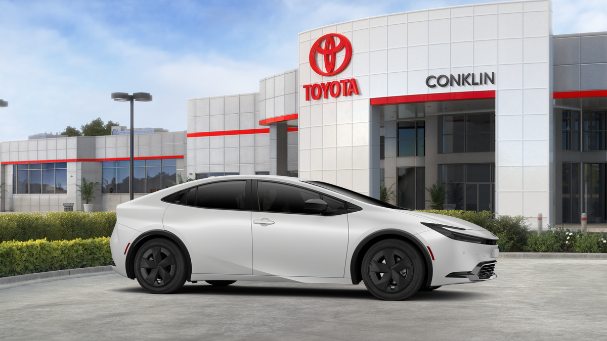 New 2026 Wind Chill Pearl Toyota LE image 13
