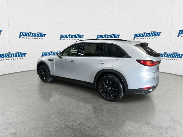Certified Used 2025 Silver Mazda 3.3 Turbo Premium image 8