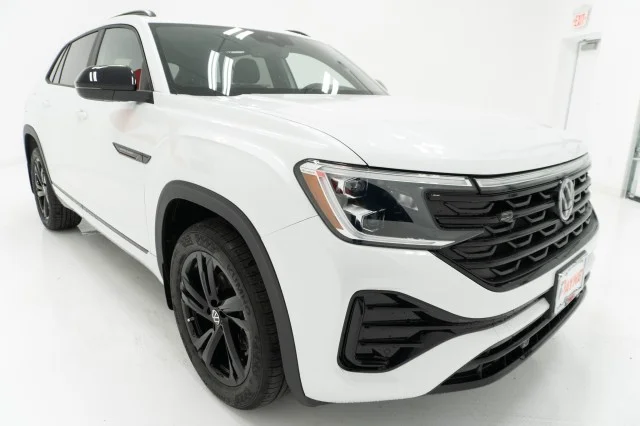 2026 Volkswagen Atlas Cross Sport SEL R-LINE - Photo 3