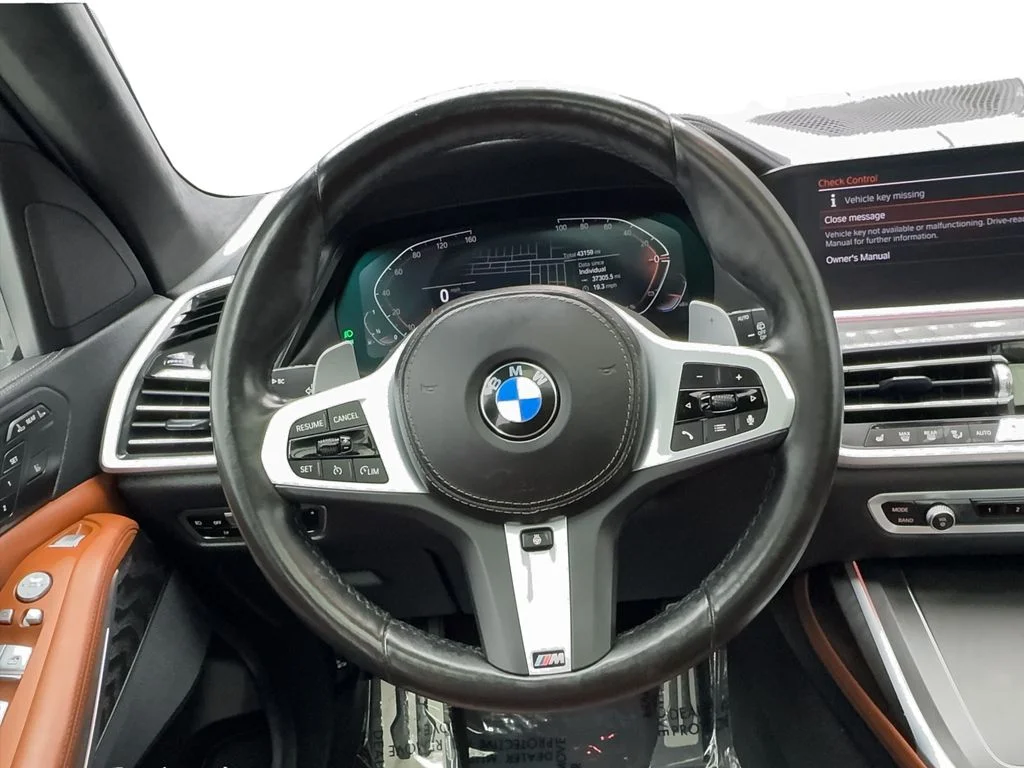 Used 2022 Green BMW xDrive40i image 43