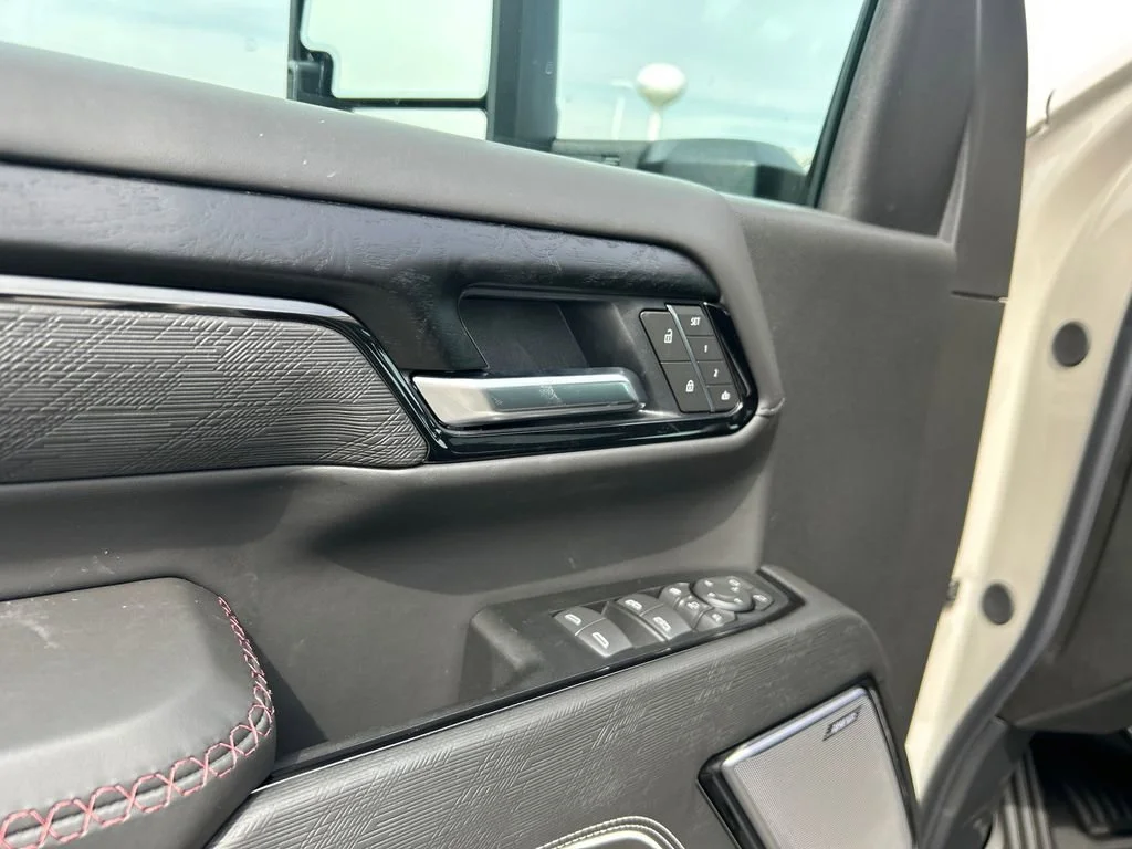 2026 GMC Sierra 2500HD AT4X - Photo 15