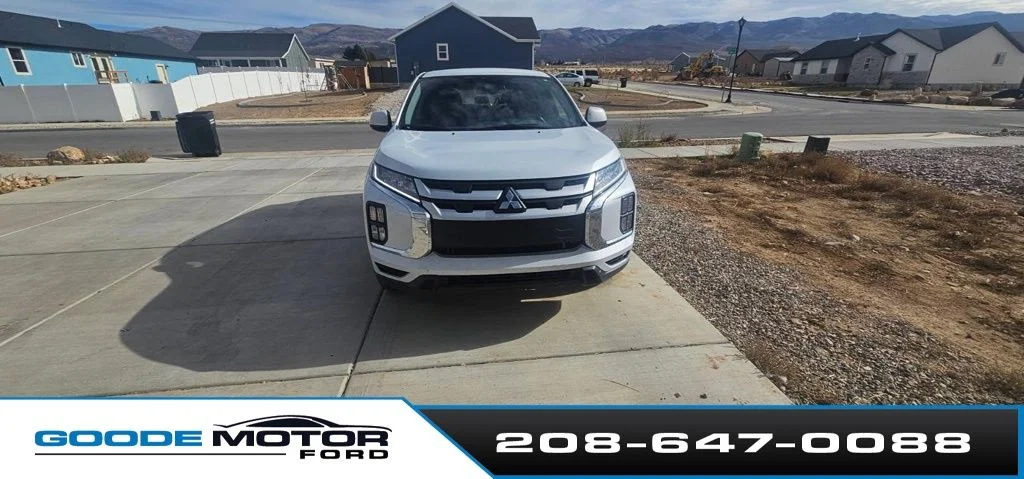 2024 Mitsubishi Outlander Sport 2.0 ES AWC CVT's photo