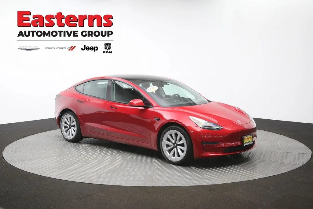Used 2021 Red Tesla Standard Range Plus image 41