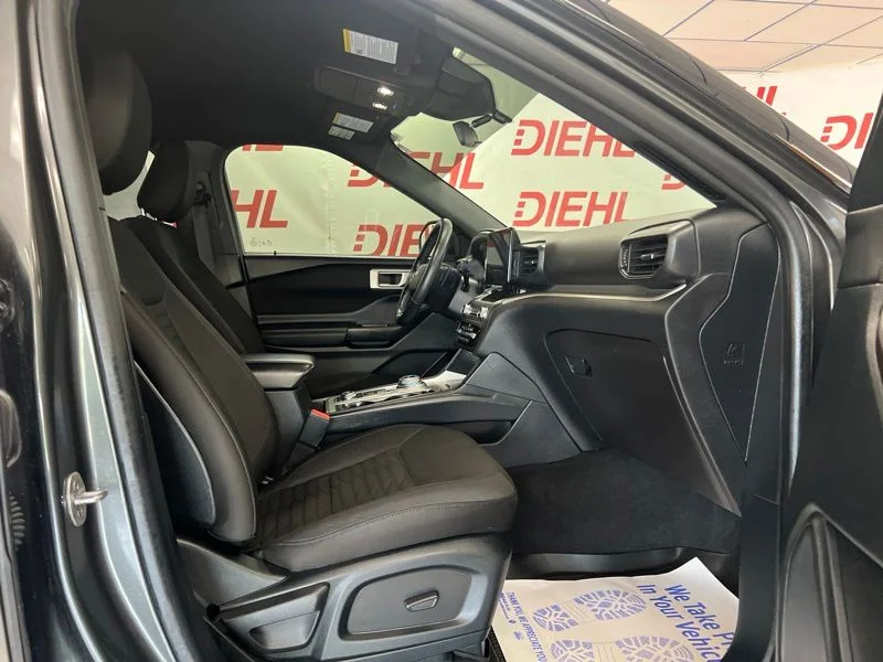 Used 2020 Gray Ford XLT image 13
