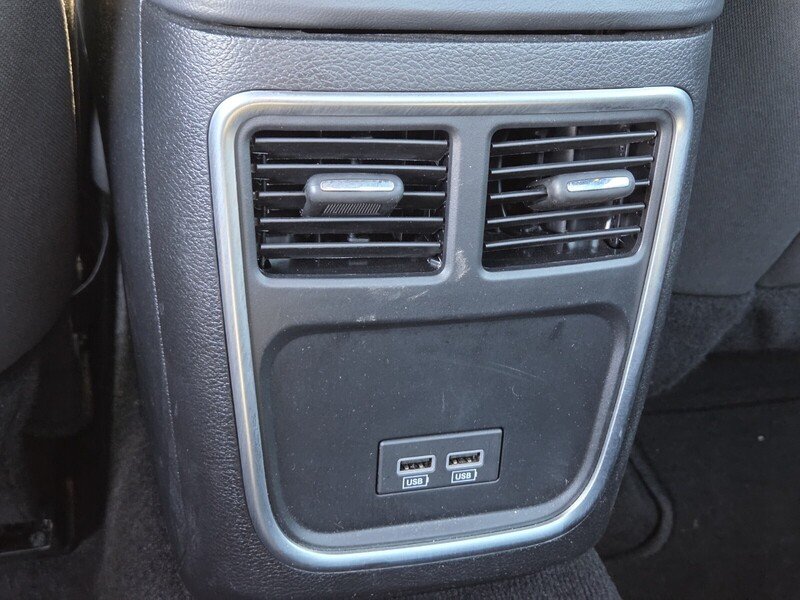 Used 2023 Black Dodge SXT image 17