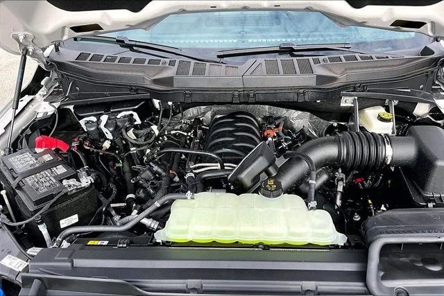 New 2026 White Ford XLT image 10