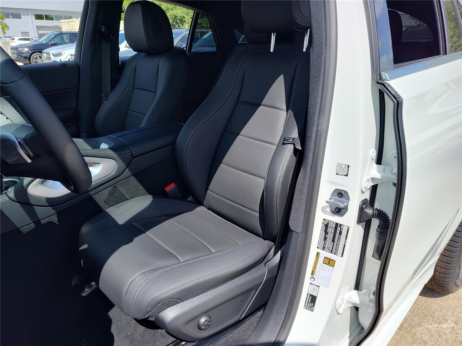 New 2026 Polar White Mercedes-Benz GLE 450 image 6