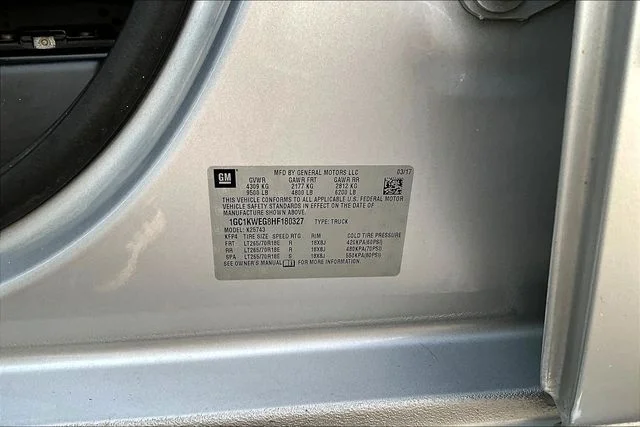 Used 2017 Silver Chevrolet LTZ image 20