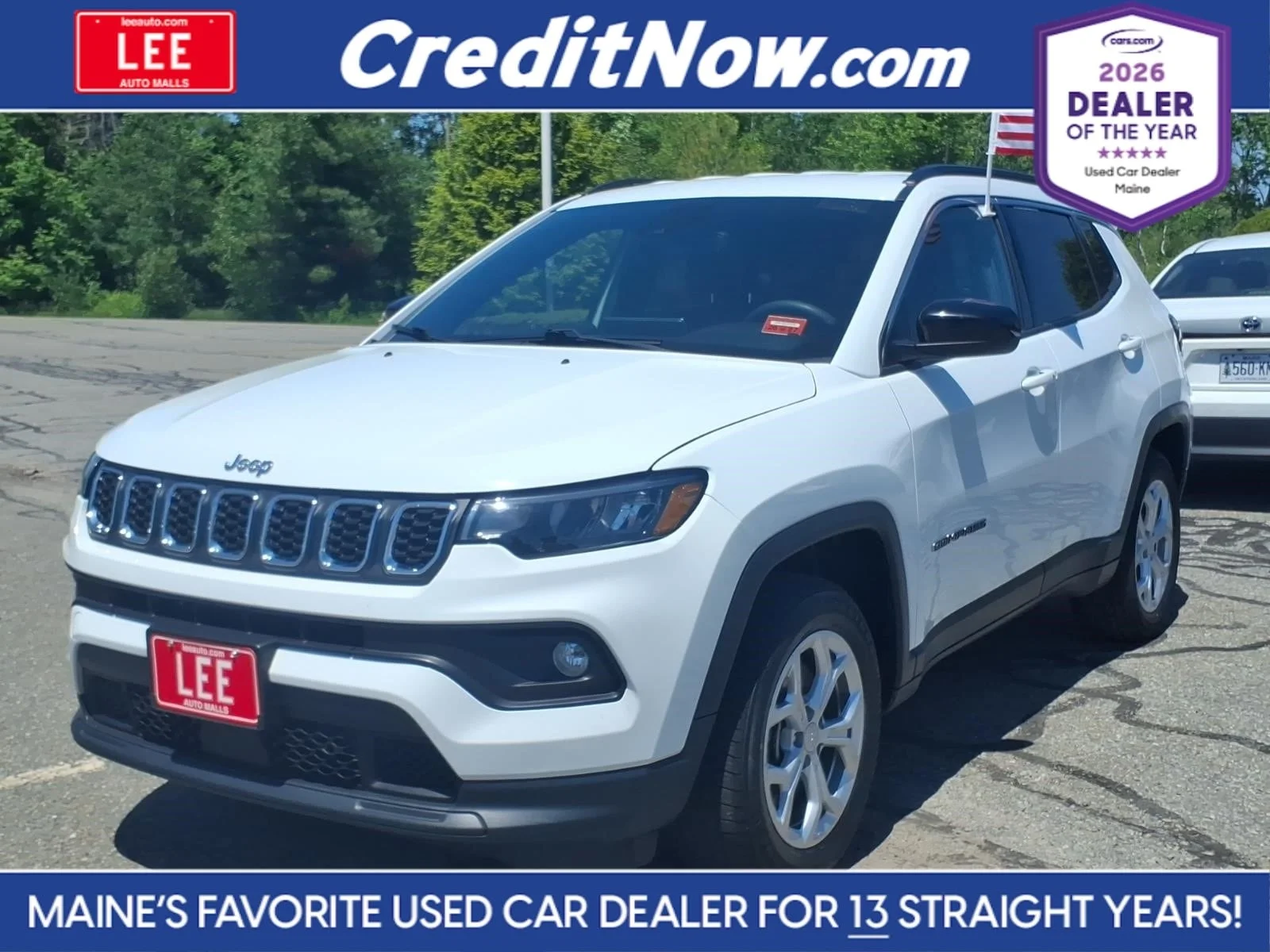 Used 2024 Bright White Clearcoat Jeep Latitude image 1