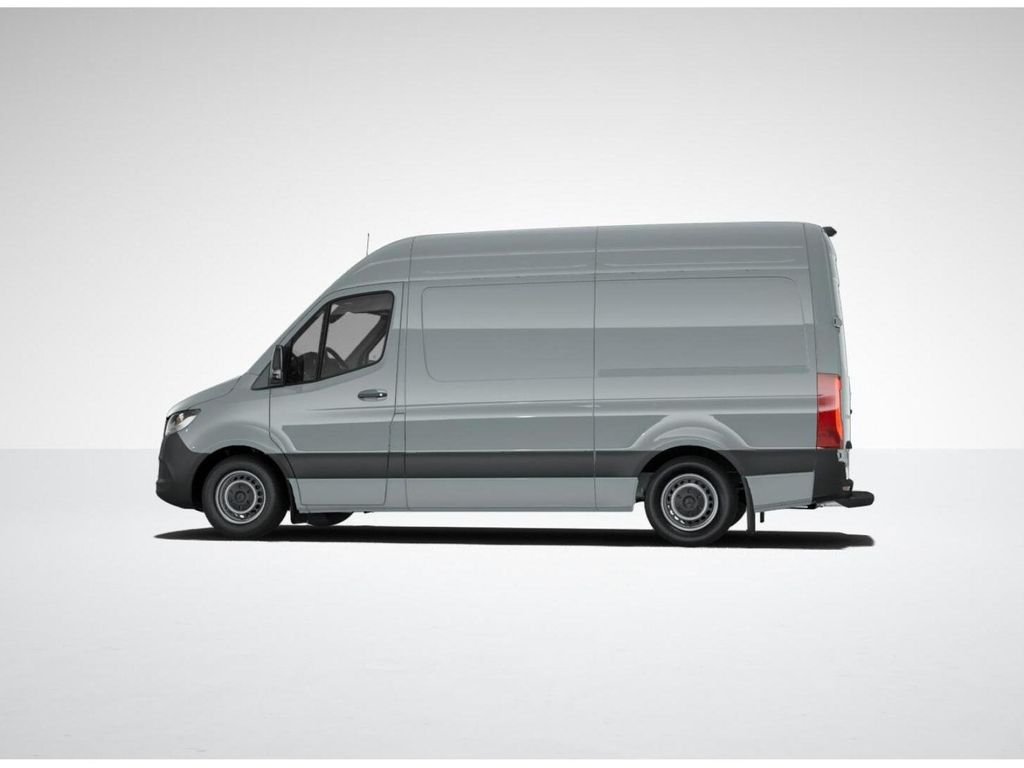 New 2025  Mercedes-Benz Cargo 144 WB image 33