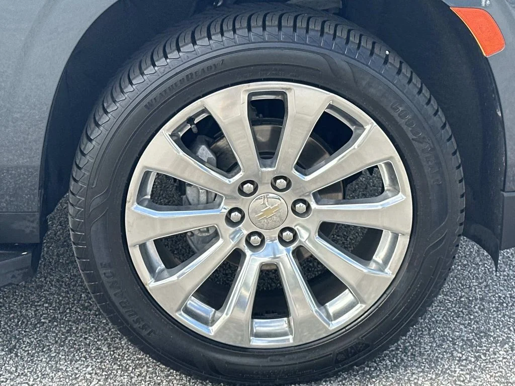 Used 2021 Gray Chevrolet Premier image 11
