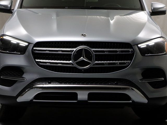 2025 Mercedes-Benz GLE GLE450 - Photo 6