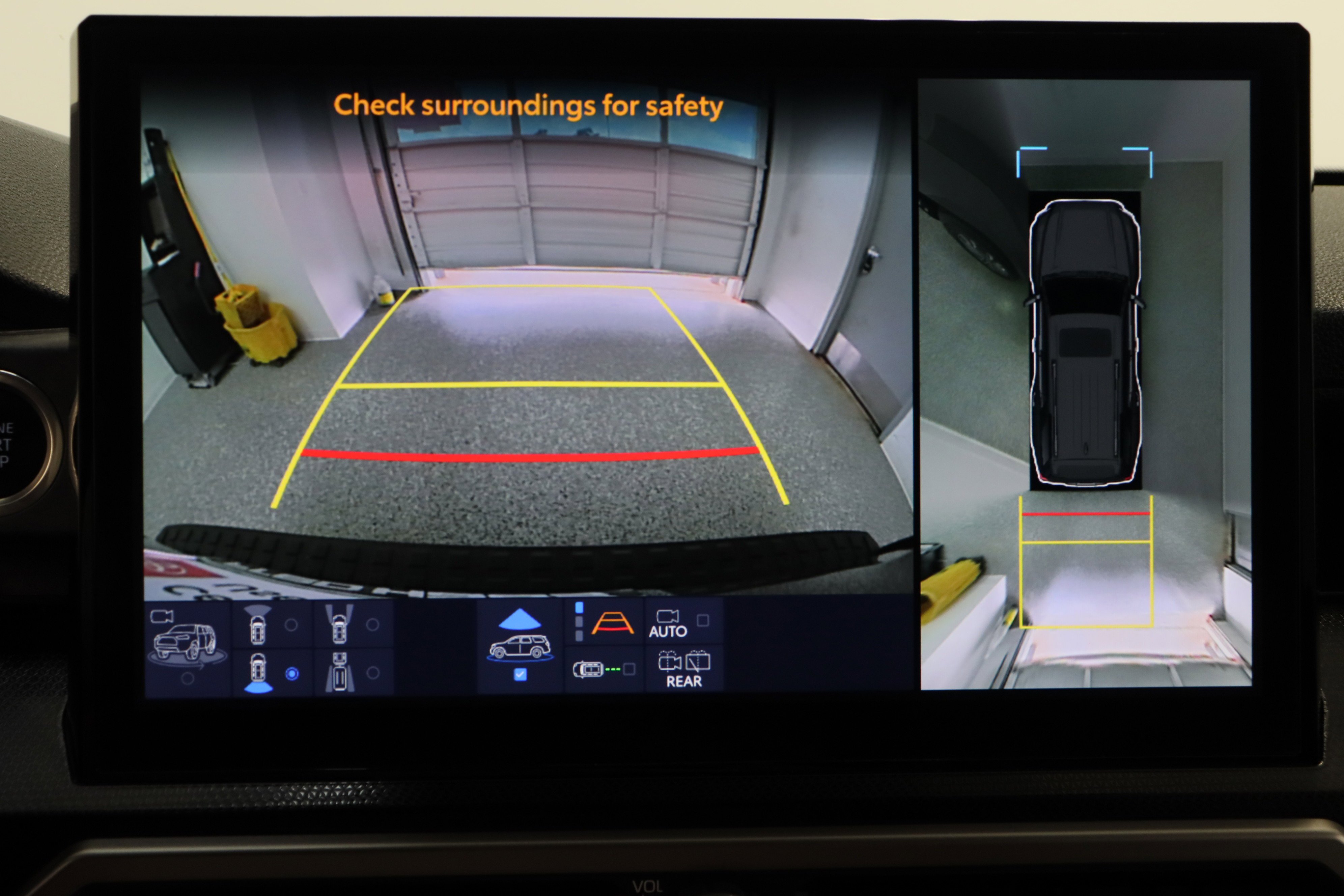 Used 2025 Underground Toyota Limited 2.4T image 21