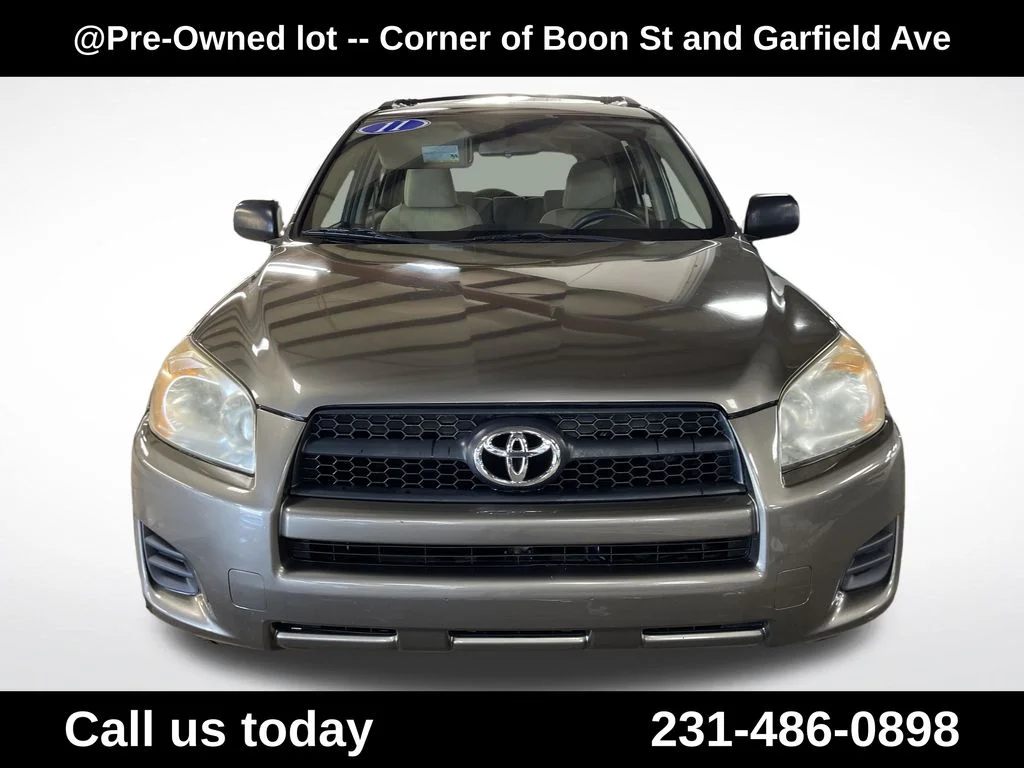 Used 2011 Brown Toyota Base image 8