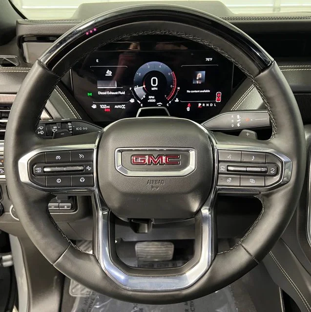 Used 2025 Gray GMC Elevation image 26