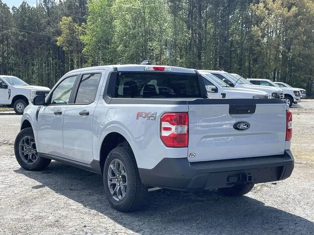 New 2025 White Ford XLT image 4