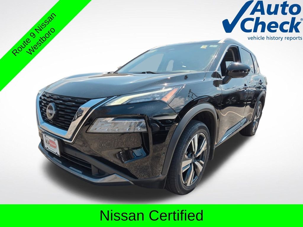 Used 2023 Black Nissan SL image 2