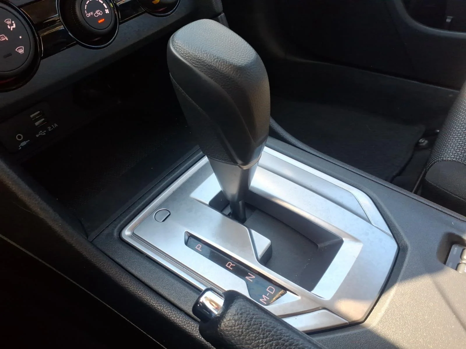 Used 2023 Crystal White Pearl Subaru Premium image 8