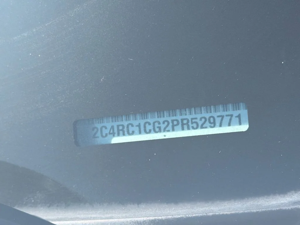 Used 2023 White Chrysler LX image 35