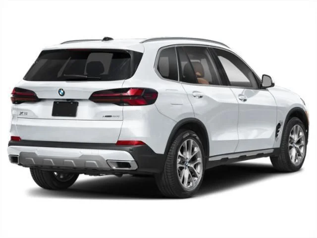 New 2026 White BMW xDrive40i image 2