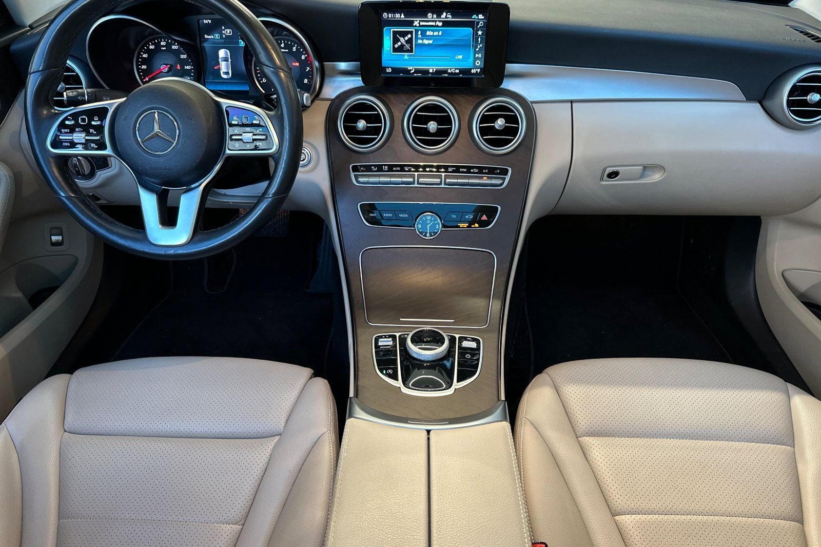 Used 2019 Silver Mercedes-Benz C 300 image 15