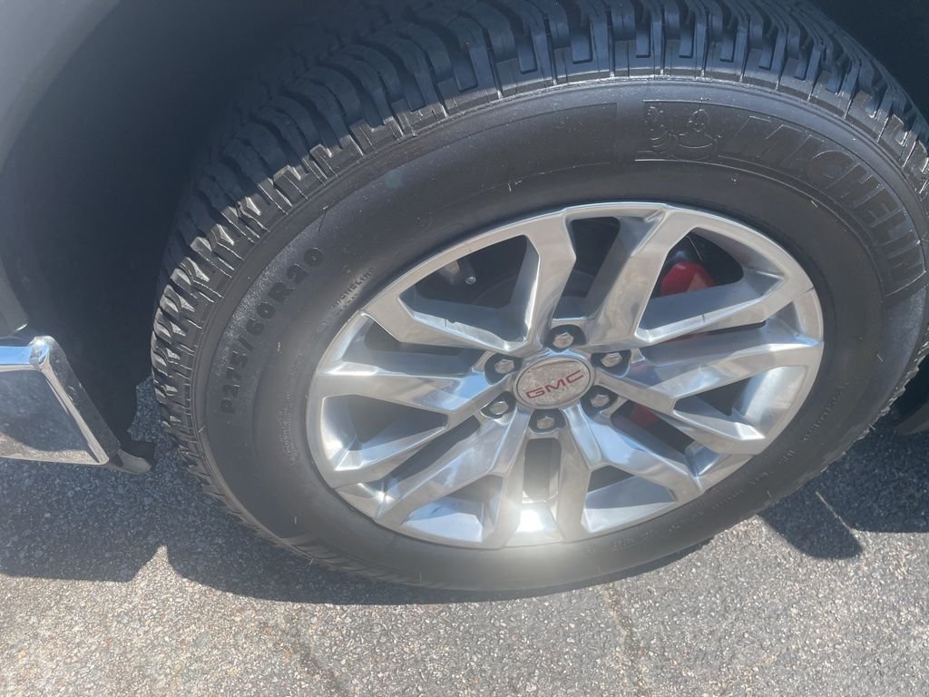 Used 2020 White GMC SLT image 9