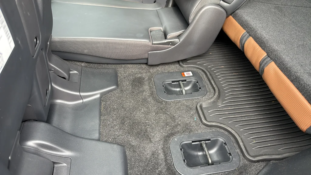 Certified Used 2024  Lexus 550 Luxury+ image 17
