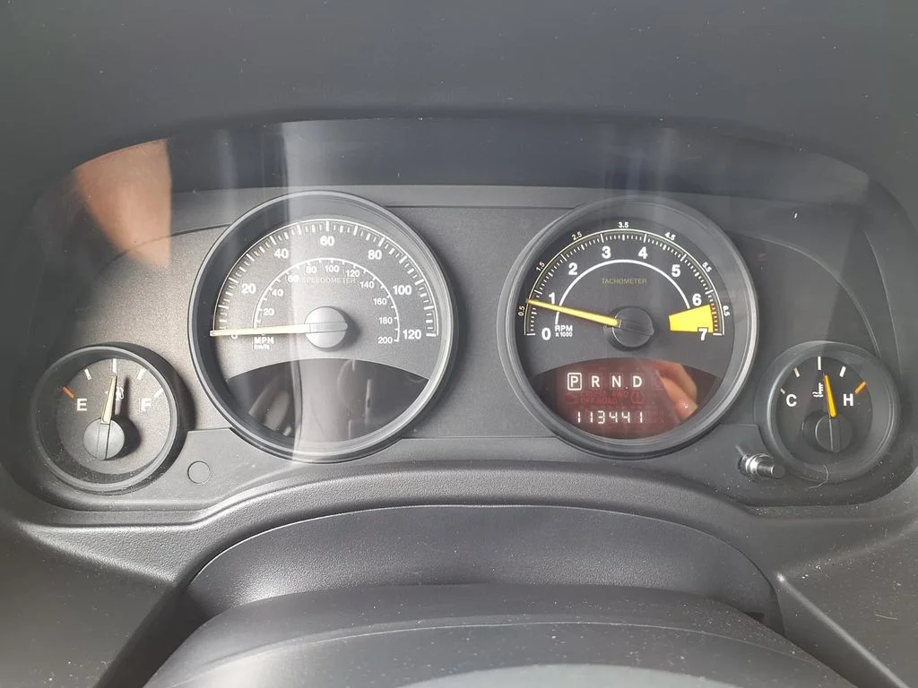 Used 2014 Gray Jeep Sport image 11