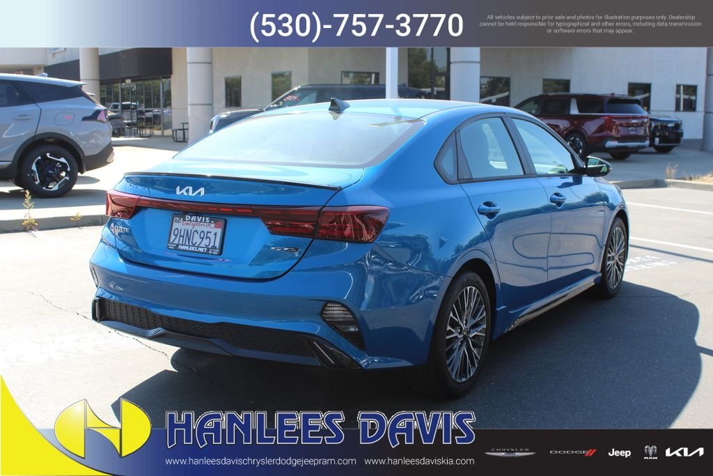 2023 Kia Forte GT-Line - Photo 7