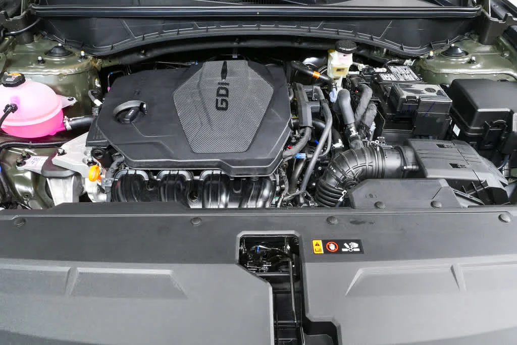 New 2026 Rockwood Green Hyundai SEL FWD image 10