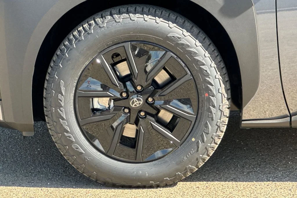 New 2026 Pavement Toyota  image 36