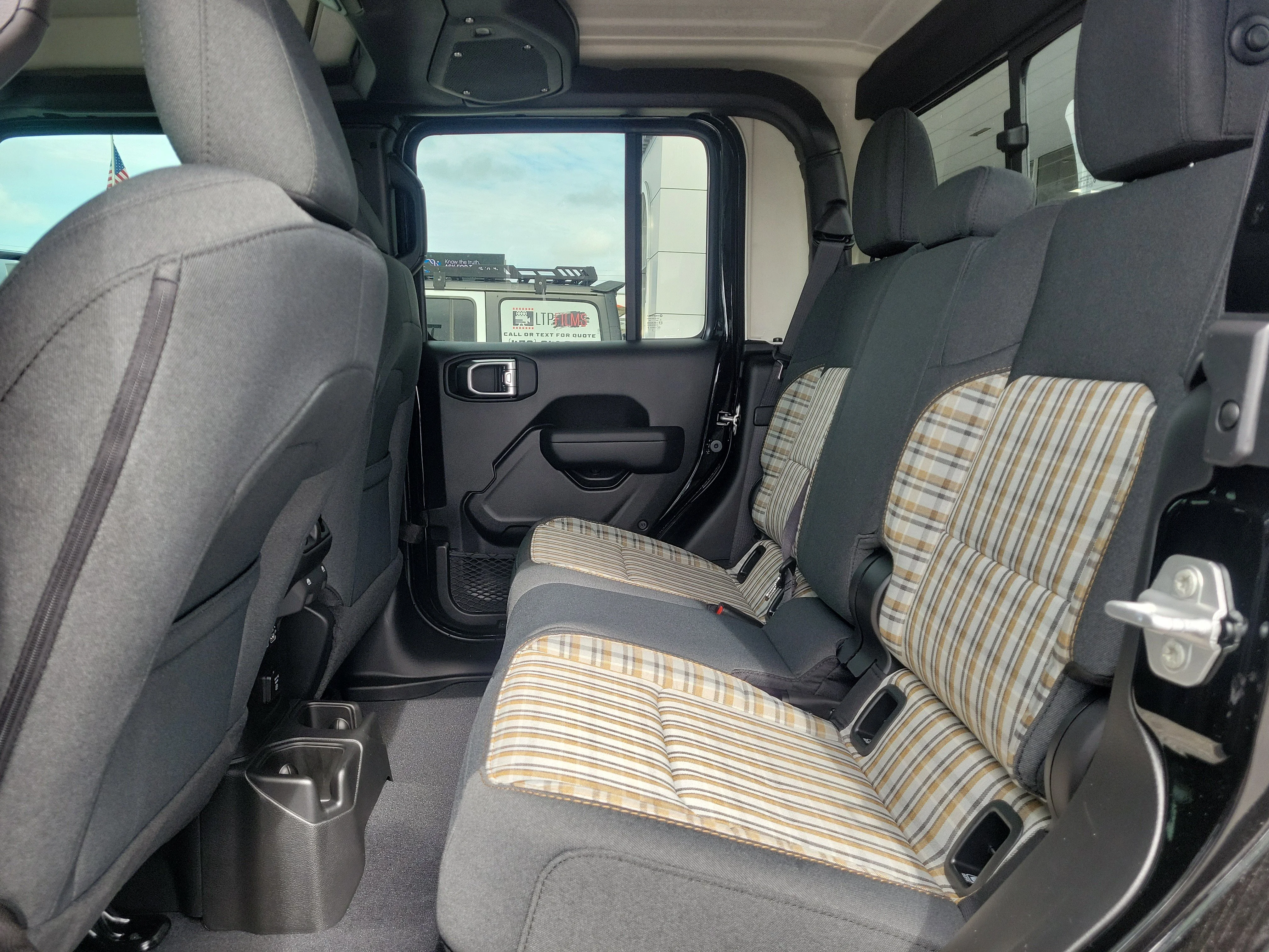 New 2026 Black Clearcoat Jeep 85th Anniversary Edition image 9